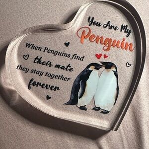 Adorable Heart-Shaped Penguin paperweight - Perfect for your Valentine!!!